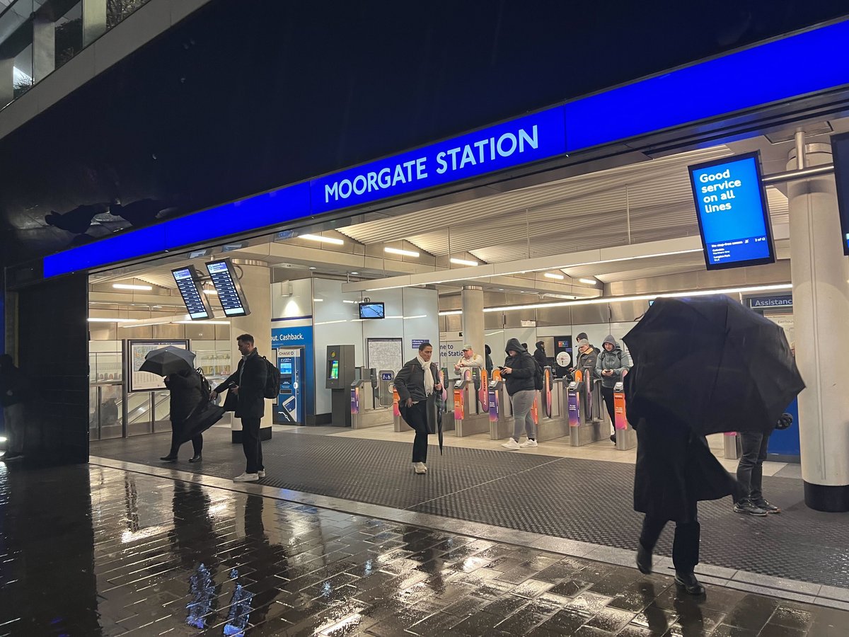 Tube and train updates as Londoners get soaked on morning commute