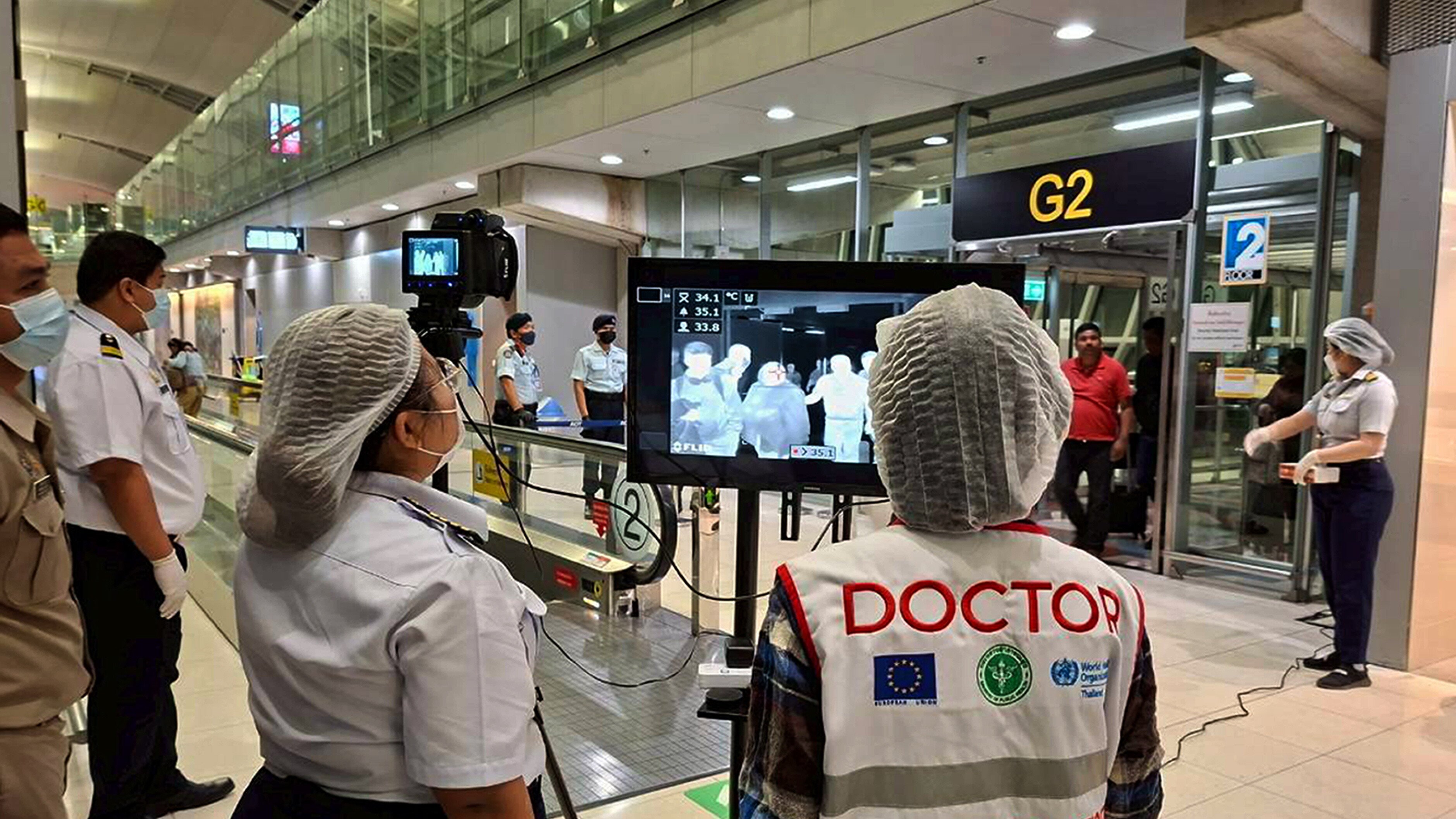 Wirus Nipah. Dodatkowe kontrole na lotniskach w Azji