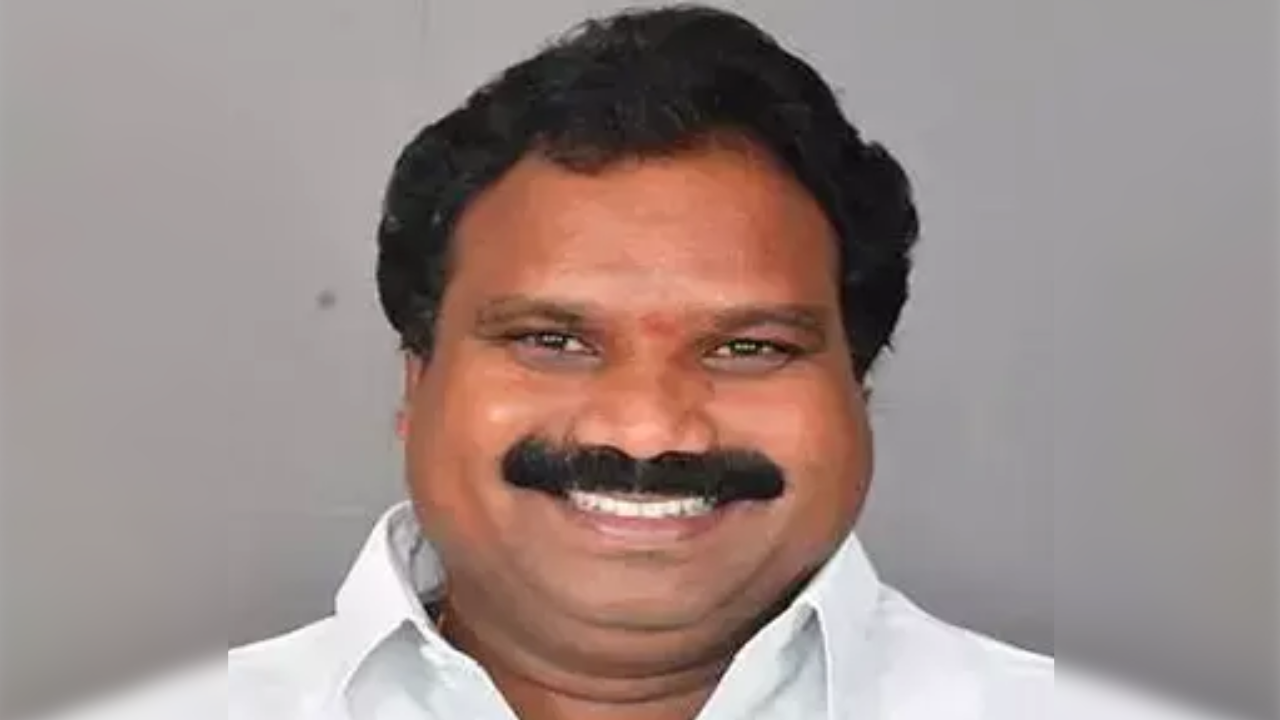 Ahead of municipal polls, Telangana ex-MLA Aruri Ramesh quits BJP, to ...