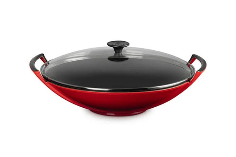 Le Creuset's massive winter sale is about to end — we found 10 can