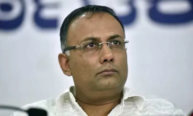 Karnataka govt hints at increasing PHH ration card income limit