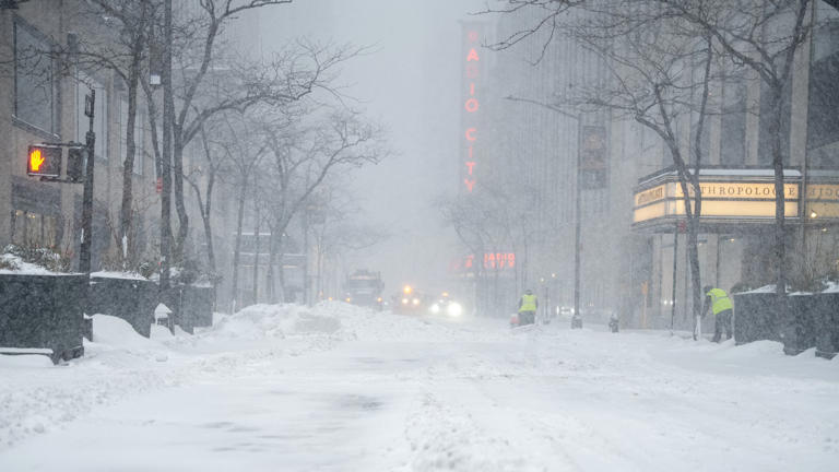 Death toll continues to climb as winter storm leaves more than a ...