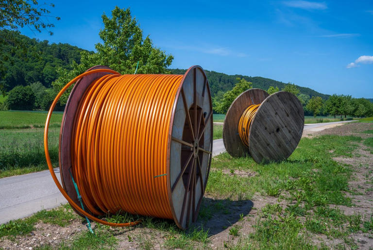 Adieu l'ADSL : 763 communes françaises coupent le fil du cuivre aujourd ...
