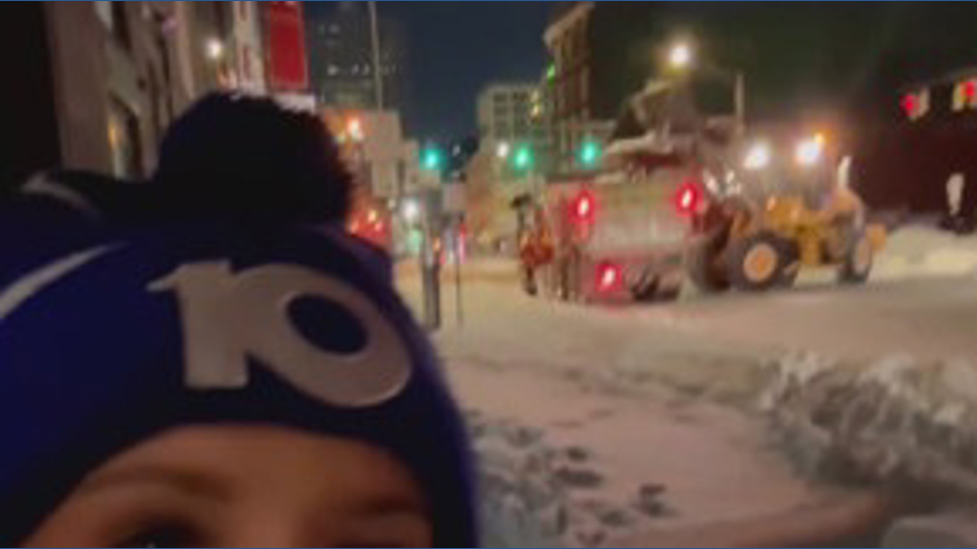 Snow hauling operation begins in downtown Columbus
