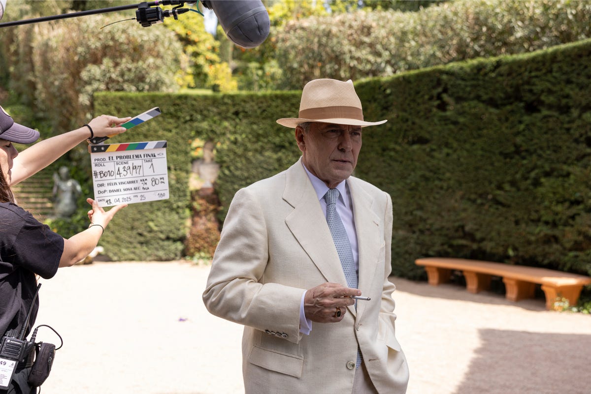 Jose Coronado lidera la nueva serie de Netflix basada en la novela de ...