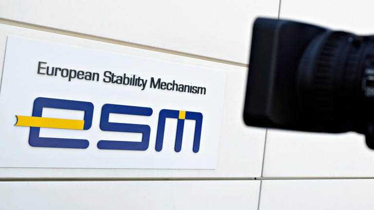 ESM: Στο κλαμπ των ισχυρών της Ευρωζώνης τα ελληνικά ομόλογα - Σε ρεκόρ ...