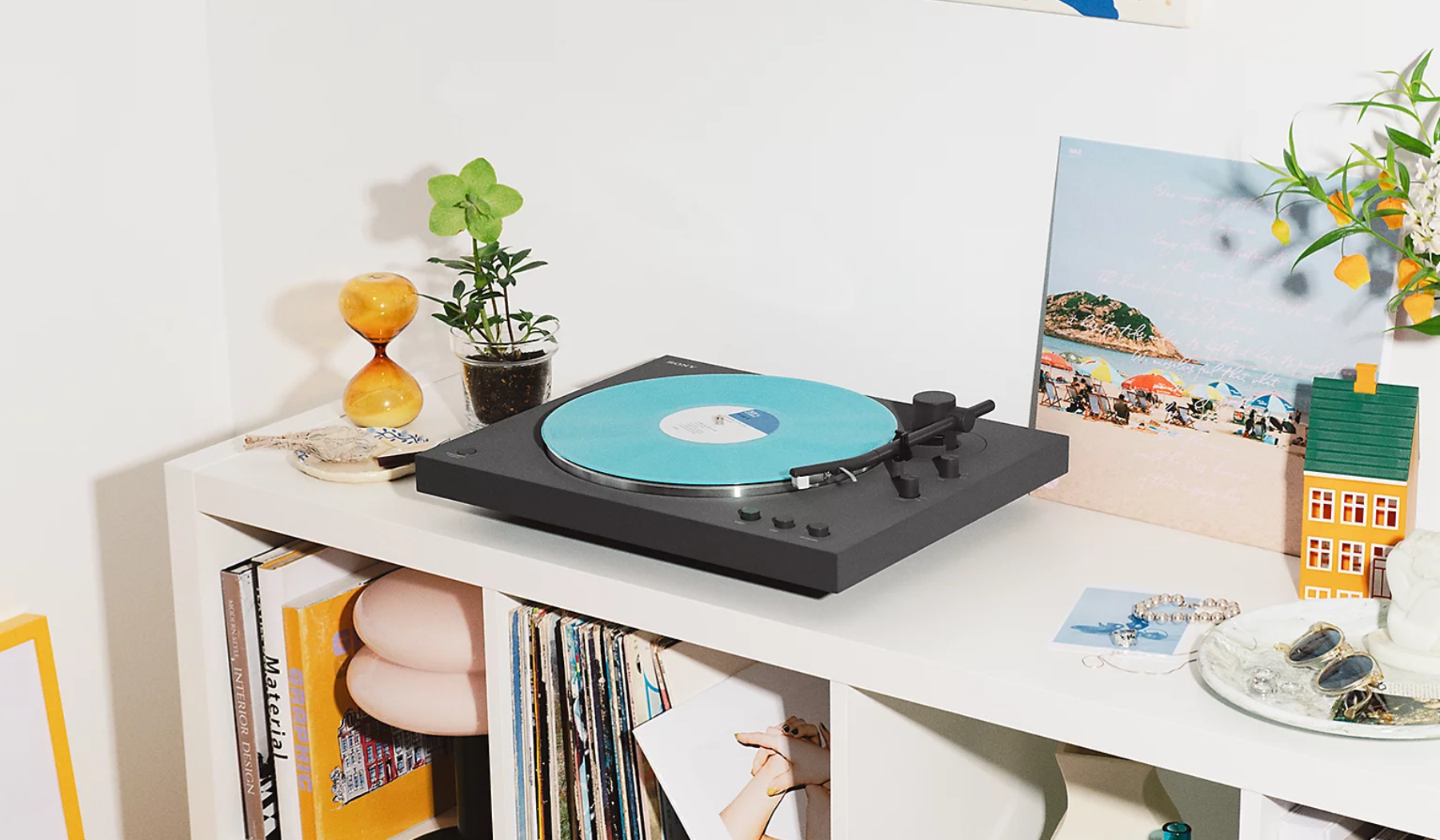 Sony drops 2 new Bluetooth turntables for the first time in forever ...