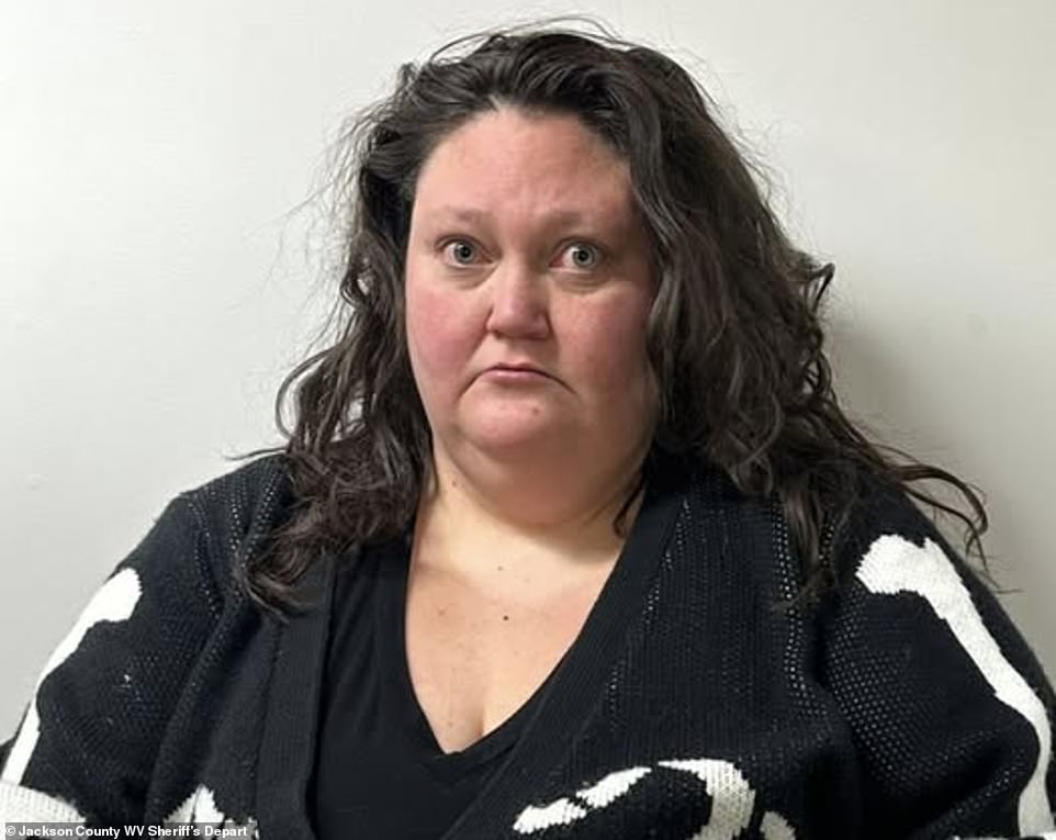 Woman arrested on terroristic threats for plotting Trump assassination
