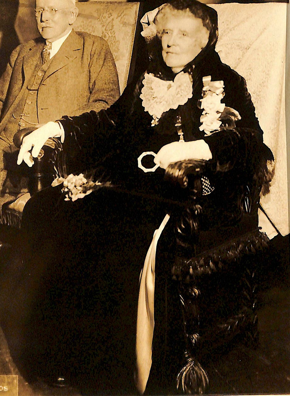 What is the history of the Society of the Four Arts in Palm Beach?