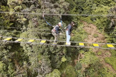 Filipino couple get engaged 600 meters above Vietnam jungle