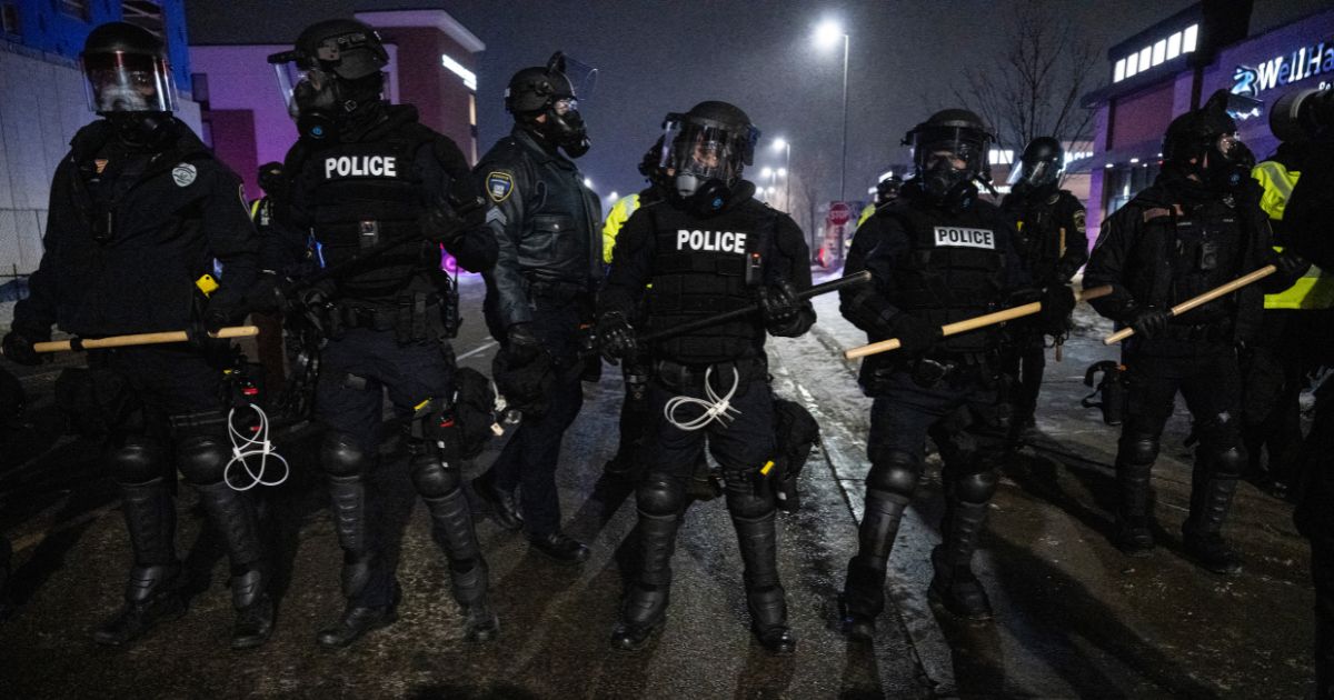 Late breaking: Court clears ICE to bring the pain to Minneapolis ...