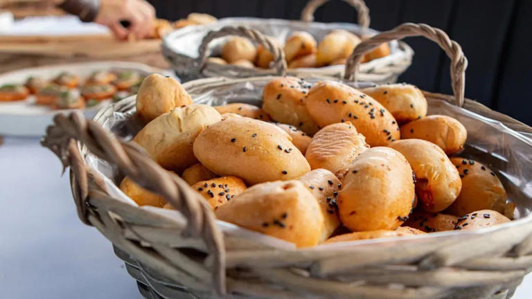 Hidden thieves: 6 common restaurant scams engineered to empty your wallet