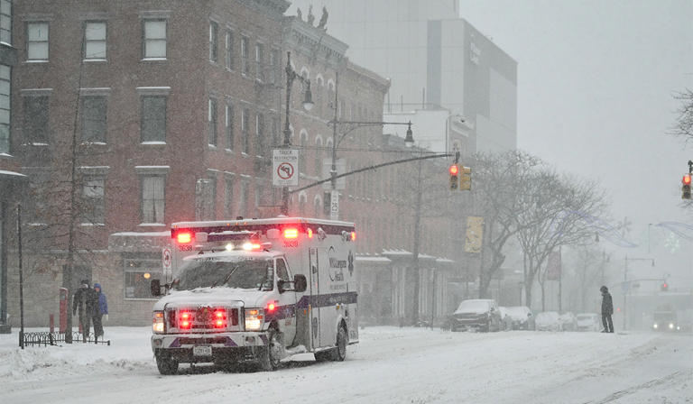 At least 30 people dead as winter storm blasts the US