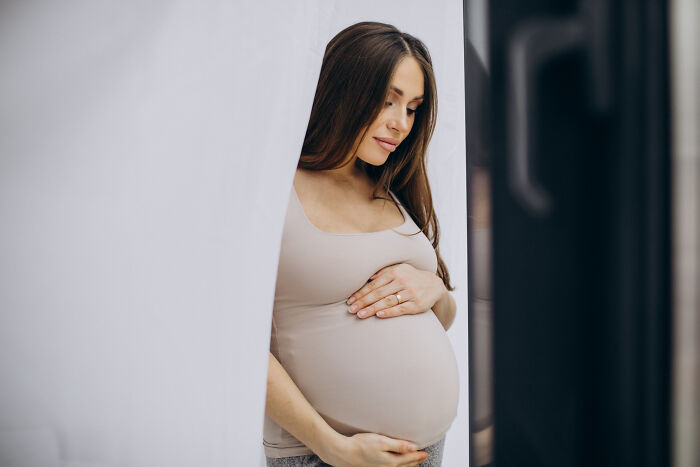 49 Real And Ugly Pregnancy Facts People Don’t Talk About Often Enough