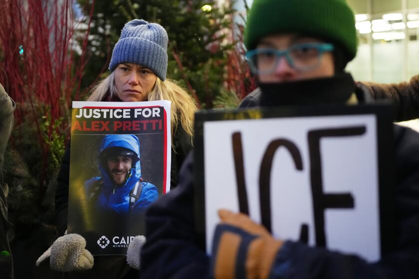 Judge orders ICE chief to appear in court or risk contempt over denial ...