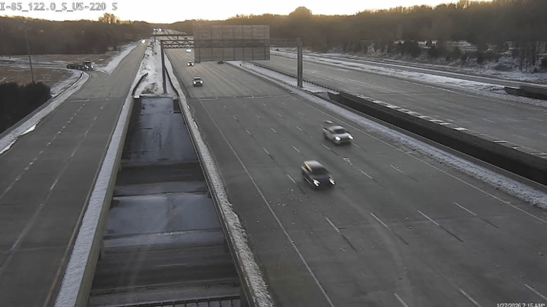 Crash closes lanes on Interstate 85 South near Groometown Road in ...