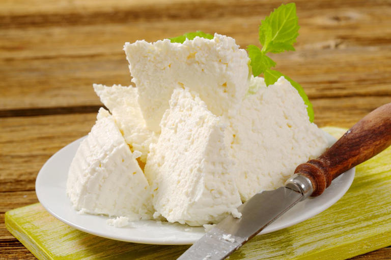 7 healthier cheeses to eat if you're watching your blood pressure