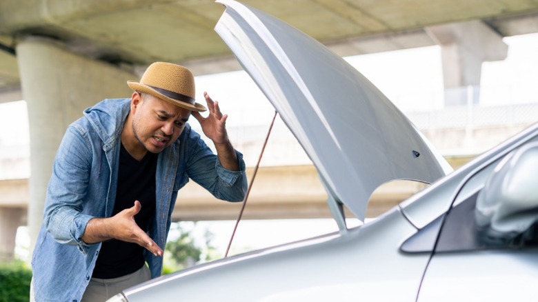 6 reasons why your engine oil may smell like gas (and what to do if it ...