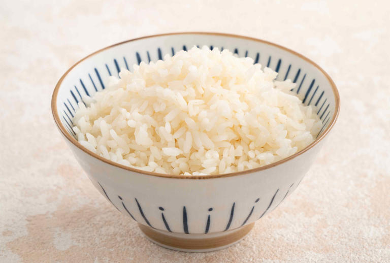 How to cook rice on the stove so it’s fluffy and tender every time