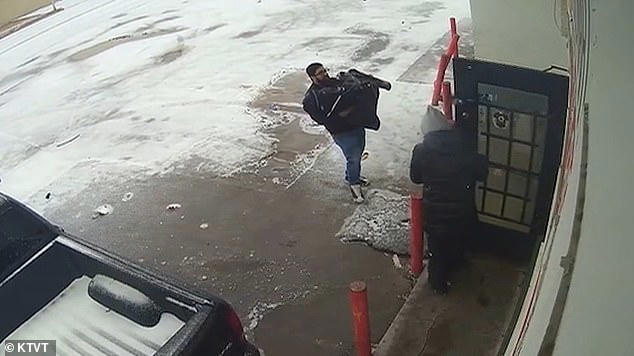 Hussain and another customer immediately ran outside to rescue her. Temperatues plunged to a low of 38F on Thursday 