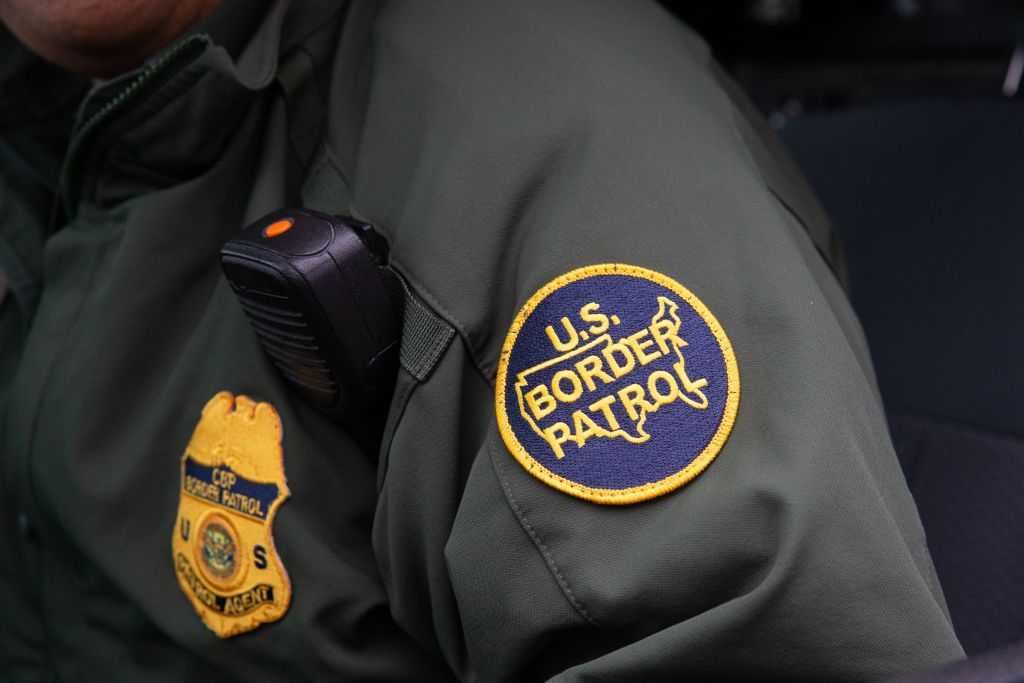 Man wounded after exchanging gunfire with Border Patrol agents near US ...