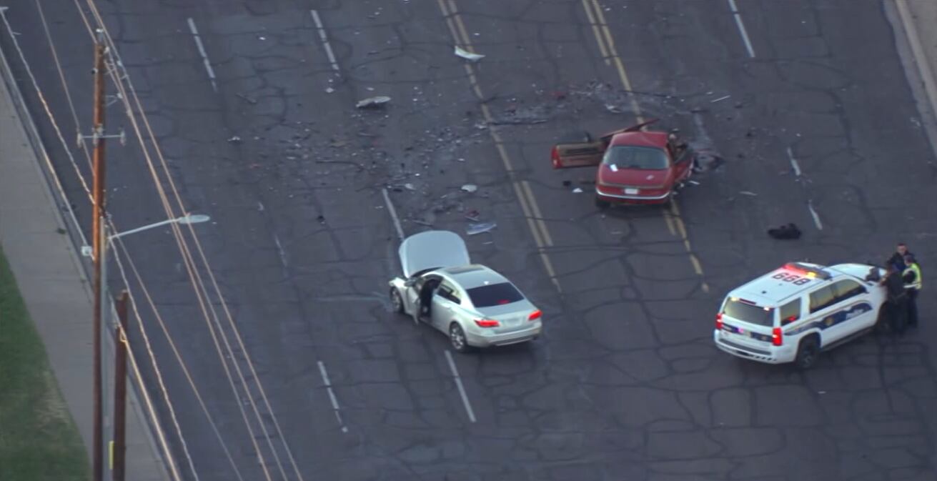 Head-on crash leaves 1 dead, 2 hurt in west Phoenix; impairment suspected