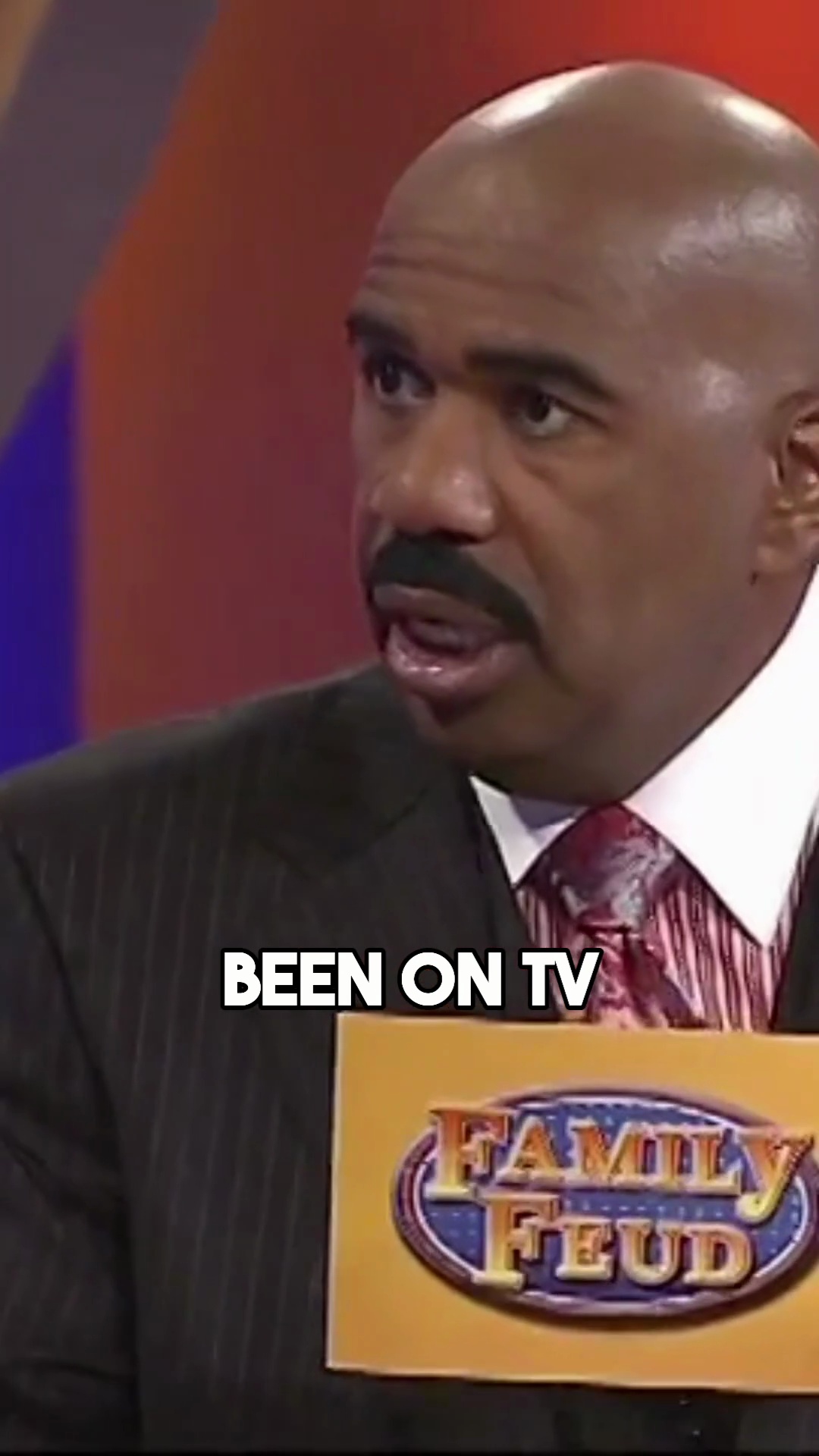 Steve Harvey has to check Brad’s answer on Family Feud