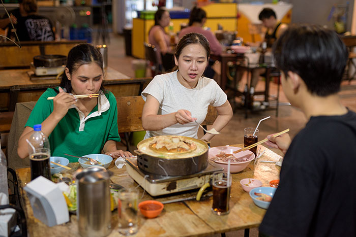 Servers are sharing customer horror stories and these 39 are true ...