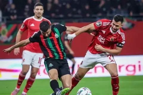 تدريبان في القاهرة.. الجيش الملكي يحدد موعد سفره إلى مصر لمواجهة الأهلي