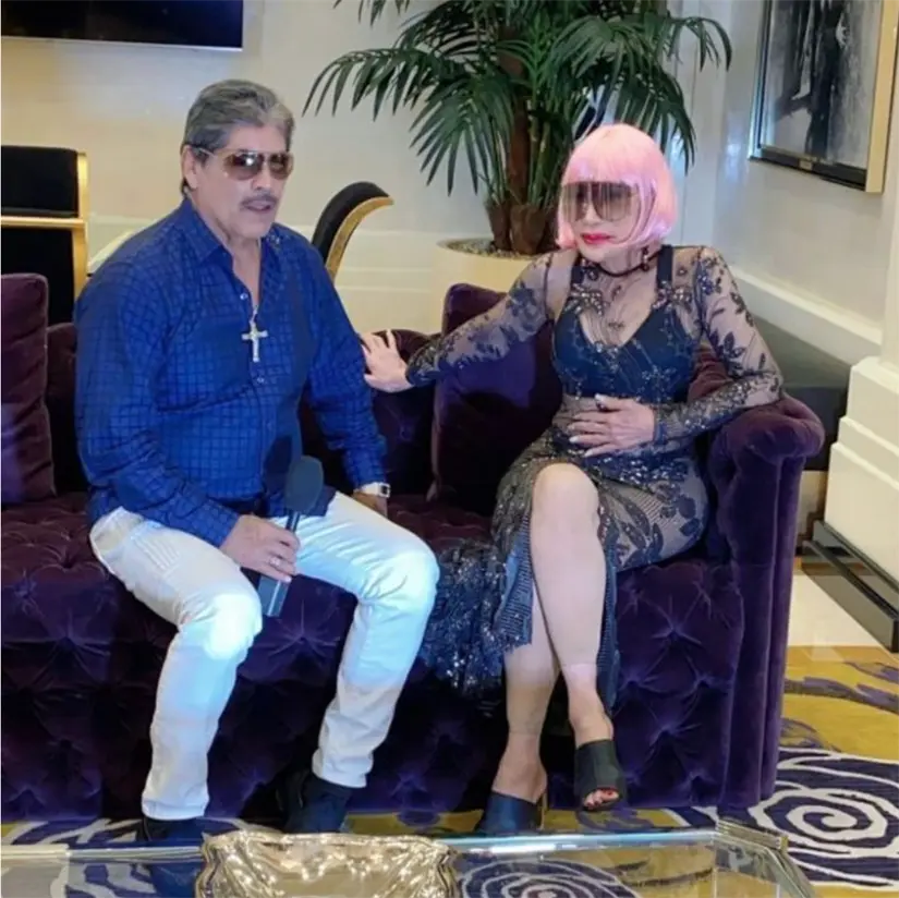 Interior de la mansión de Lyn May. Foto: cortesía.