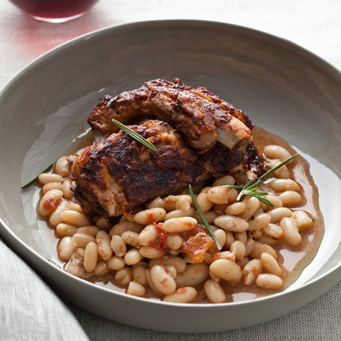 Slow Cooker Glazed Pork Ribs with White Beans