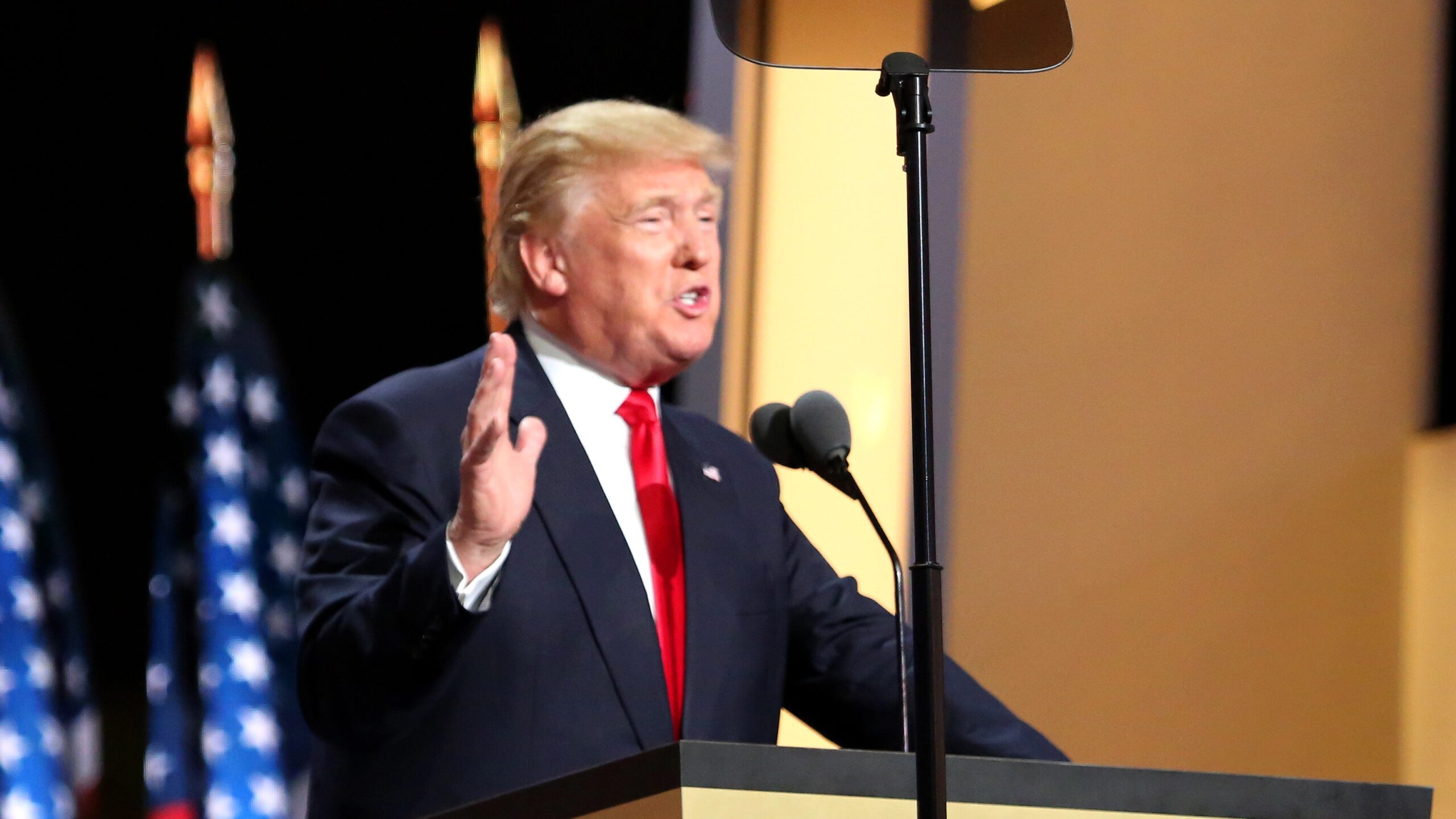 Trump pins hopes on Supreme Court tariff ruling as experts see big loss risk<br><br>