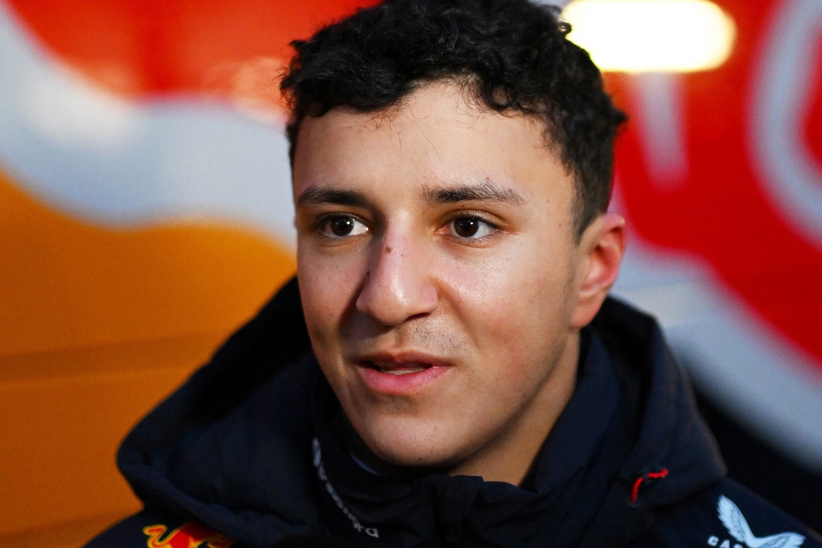 Isack Hadjar crashes Red Bull’s new F1 car