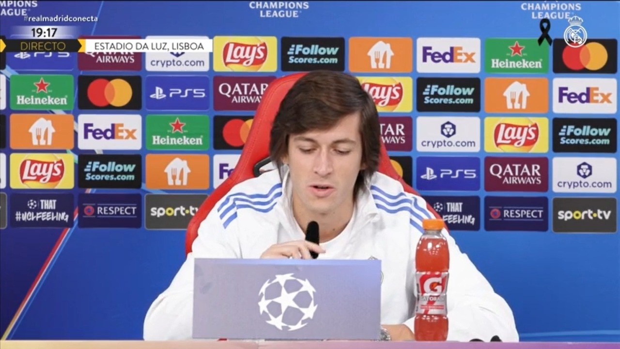 Rueda de prensa de Álvaro Carreras en la previa del Benfica vs Real ...