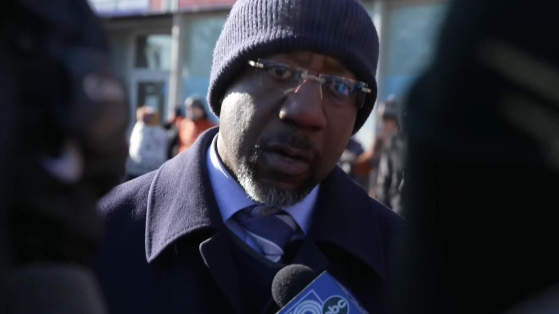 Raphael Warnock comments on ICE, CBP in Minnesota