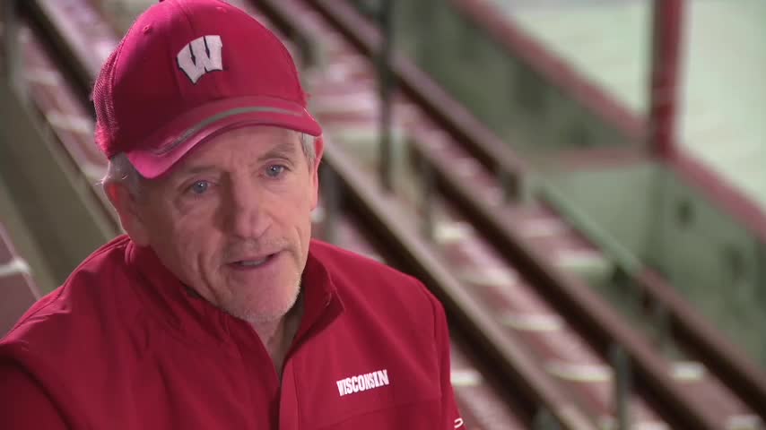 Wisconsin hockey coach Mark Johnson reflects on Miracle on Ice