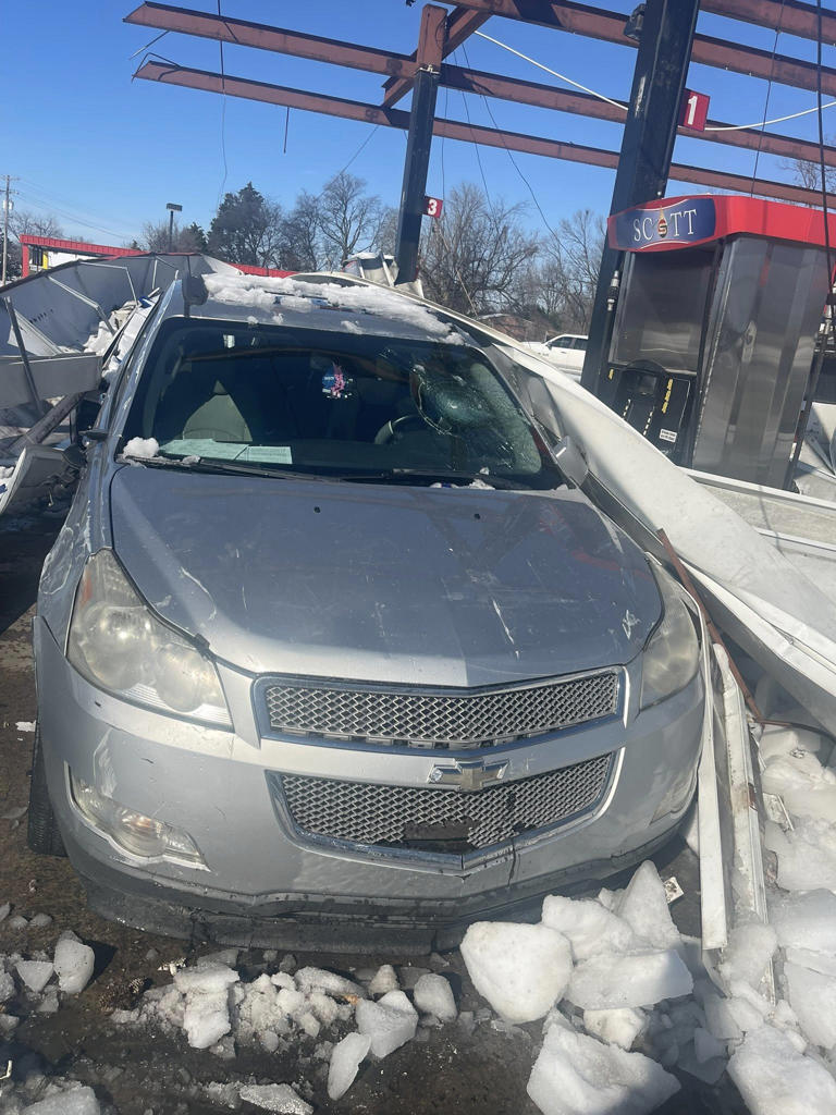Over 10 injured after multiple gas station canopies collapse under ...