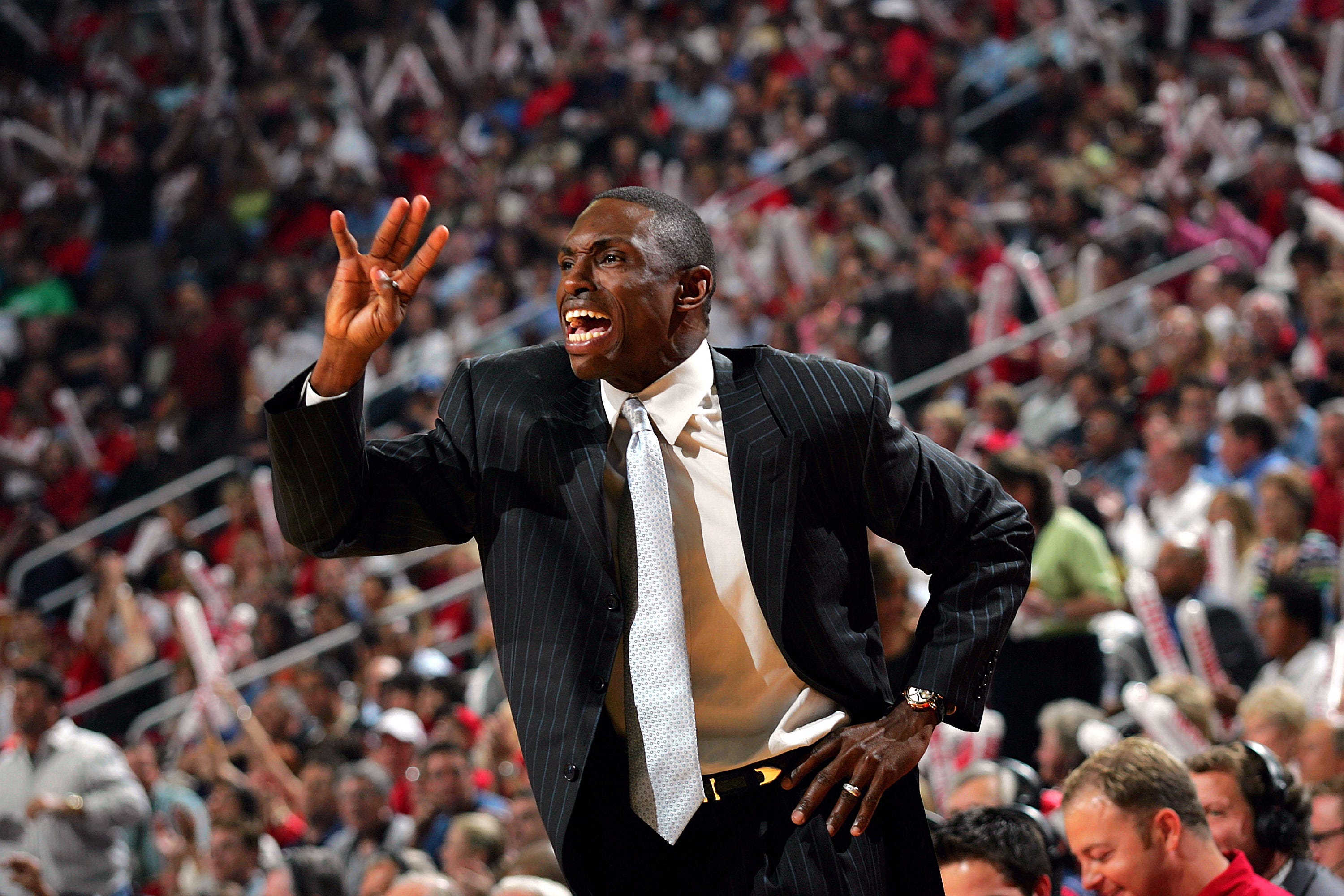 Houston Rockets jersey history No. 6 - Avery Johnson (1992)