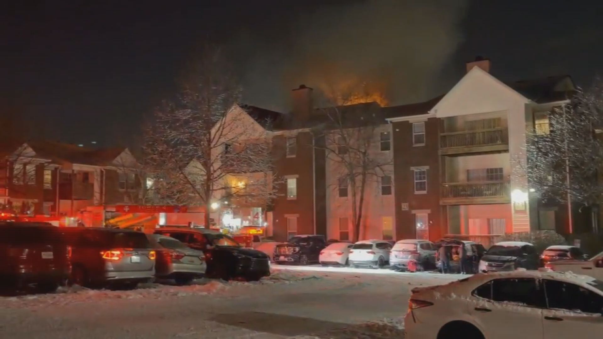 9 displaced after Lexington apartment fire