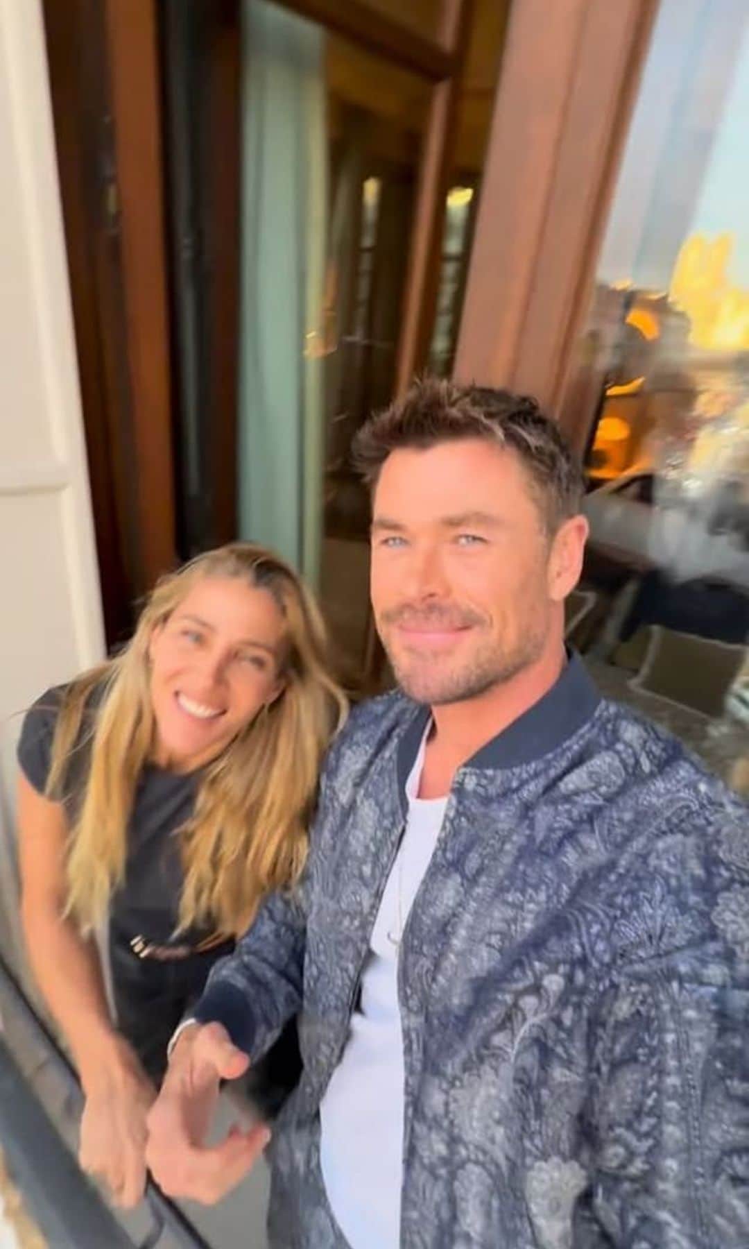 Chris Hemsworth takes over Madrid in a whirlwind visit with Elsa Pataky