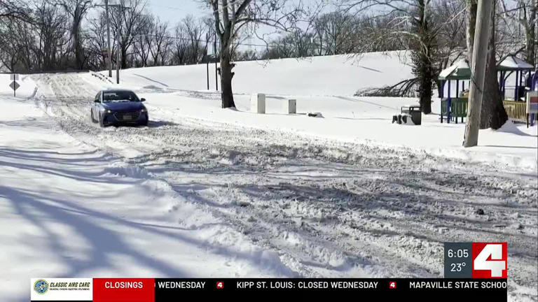 'Did you forget about us?': Riverview streets still covered after ...