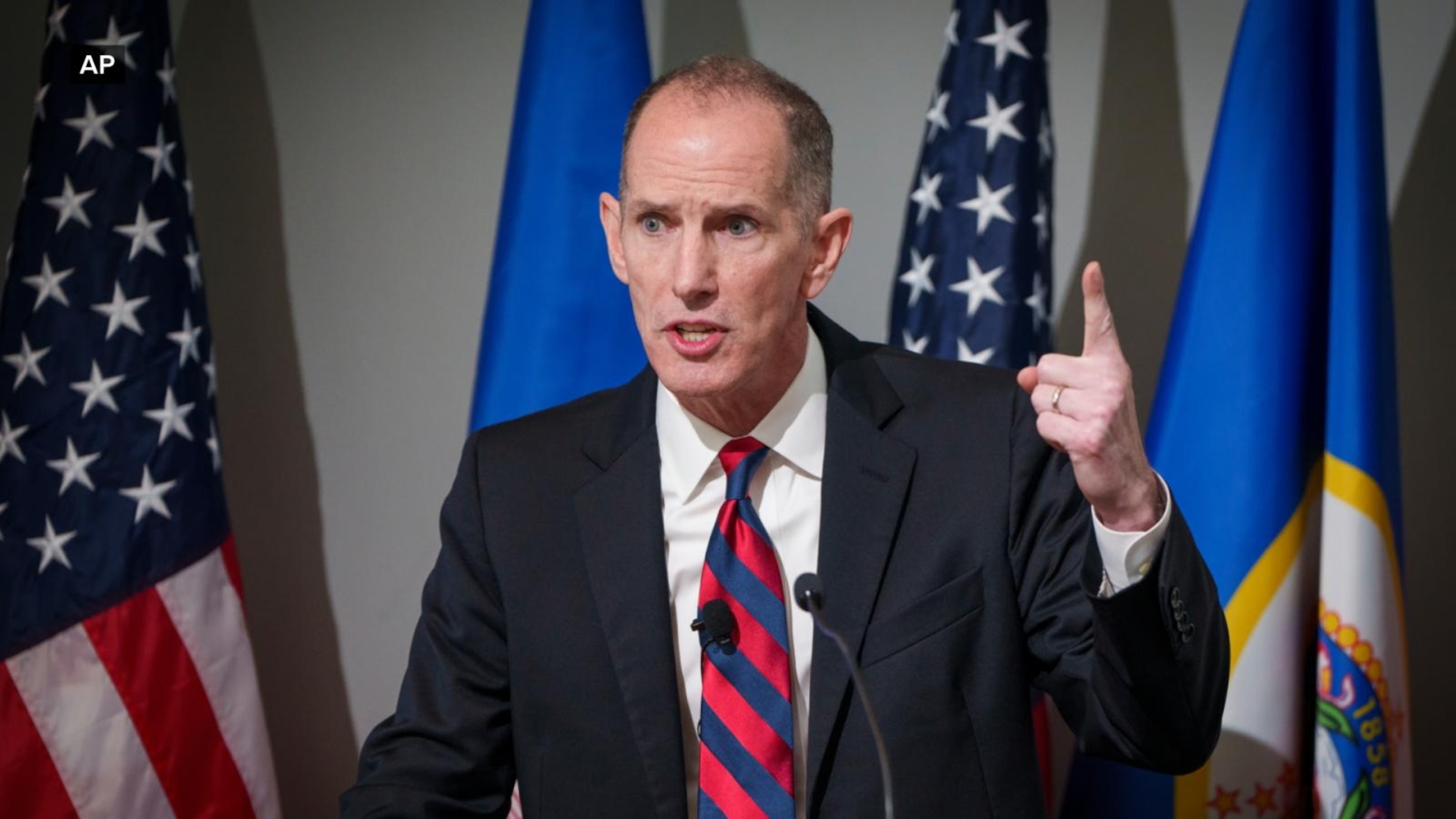 Minnesota Star Tribune columnist calls on governor candidates to speak ...