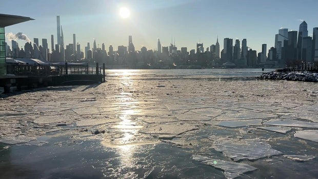 NYC ferry service may be suspended for days due to ice in rivers