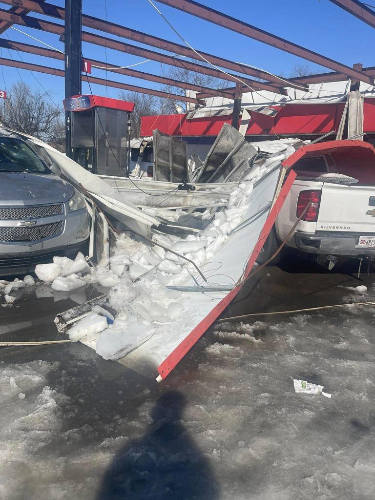 Over 10 injured after multiple gas station canopies collapse under ...