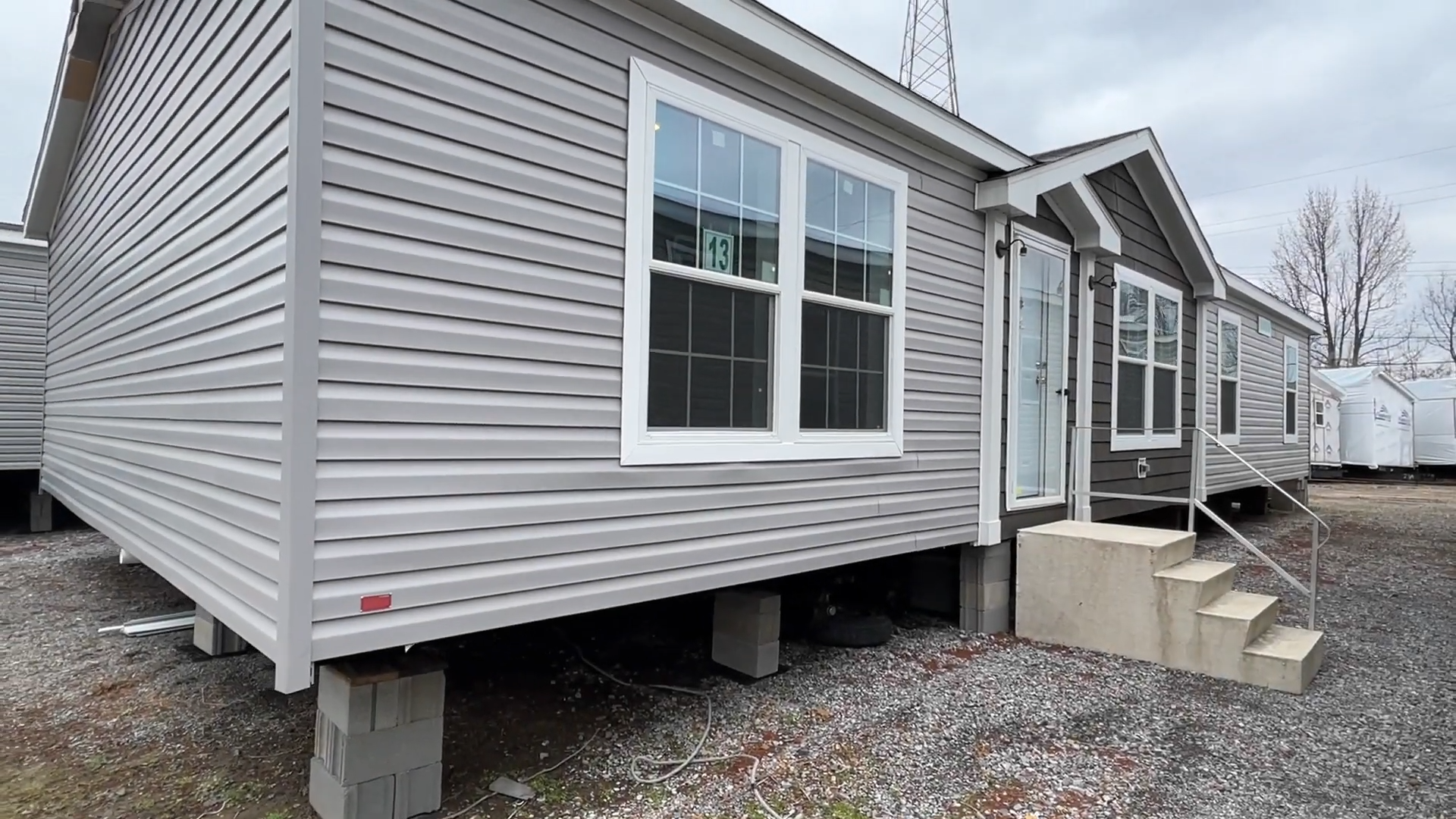London by Champion Homes | 3 bed, 2 bath mobile house tour
