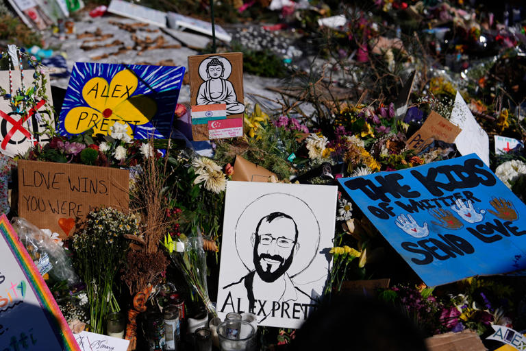 2 federal officers fired shots during encounter that killed Alex Pretti ...