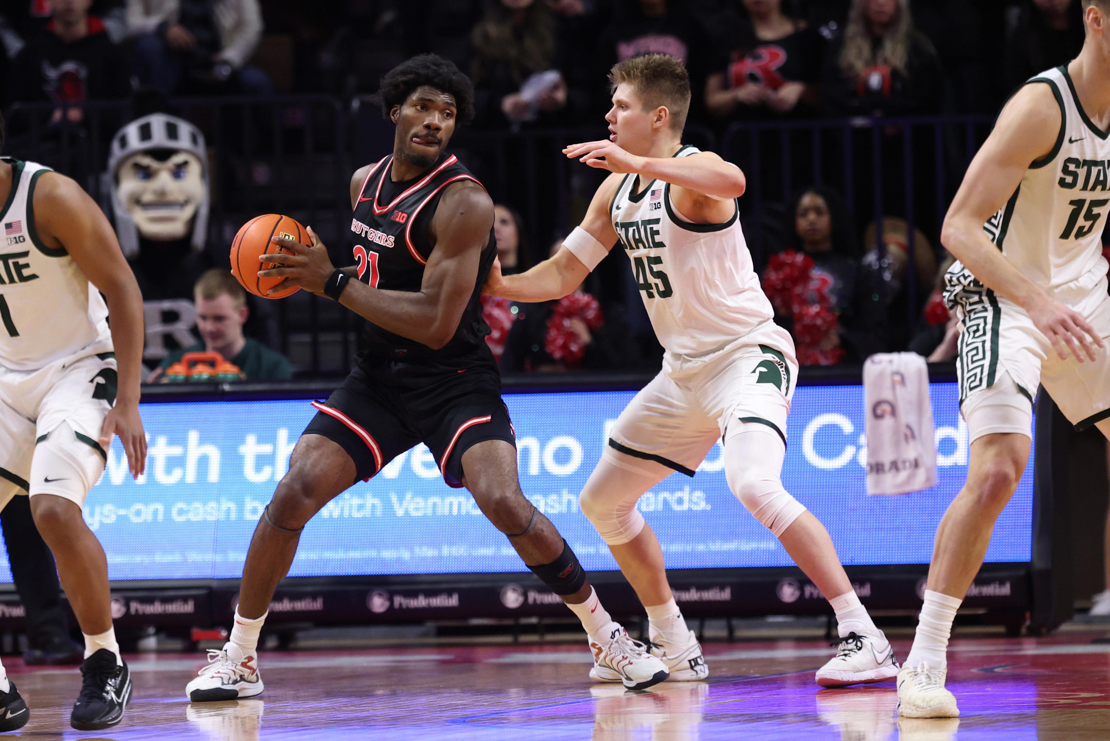 Jeremy Fears Jr. saves Michigan State basketball from flop at Rutgers