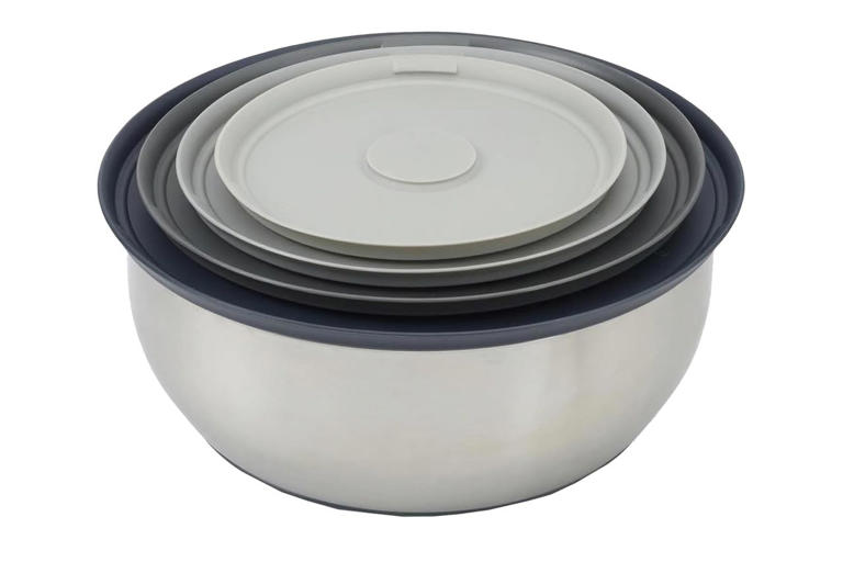 Tupperware, Pyrex, and more food storage that can lock in freshness for ...