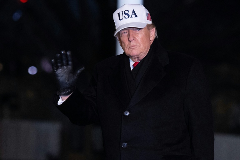 Dollar struggles to recover from losses after Trump comments<br><br>