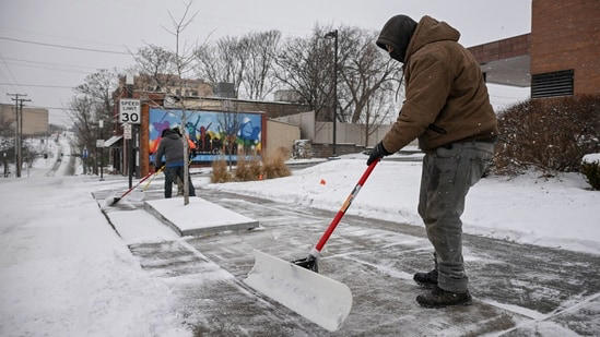 North Texas schools and colleges closed due to hazardous winter weather ...